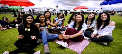 Para el día del estudiante, Carrera de observación “Re-conoce y conéctate con tu UR”